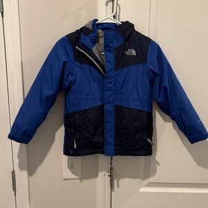 The North Face Two-Tone Blue Jacket boys size 6